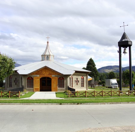 L-648 Iglesia de Cochrane